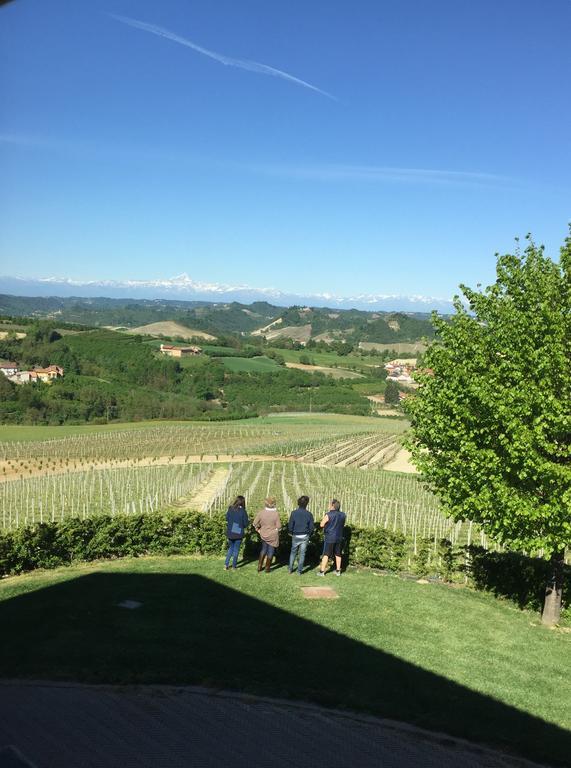 Cascina Cortine Panzió Guarene Kültér fotó