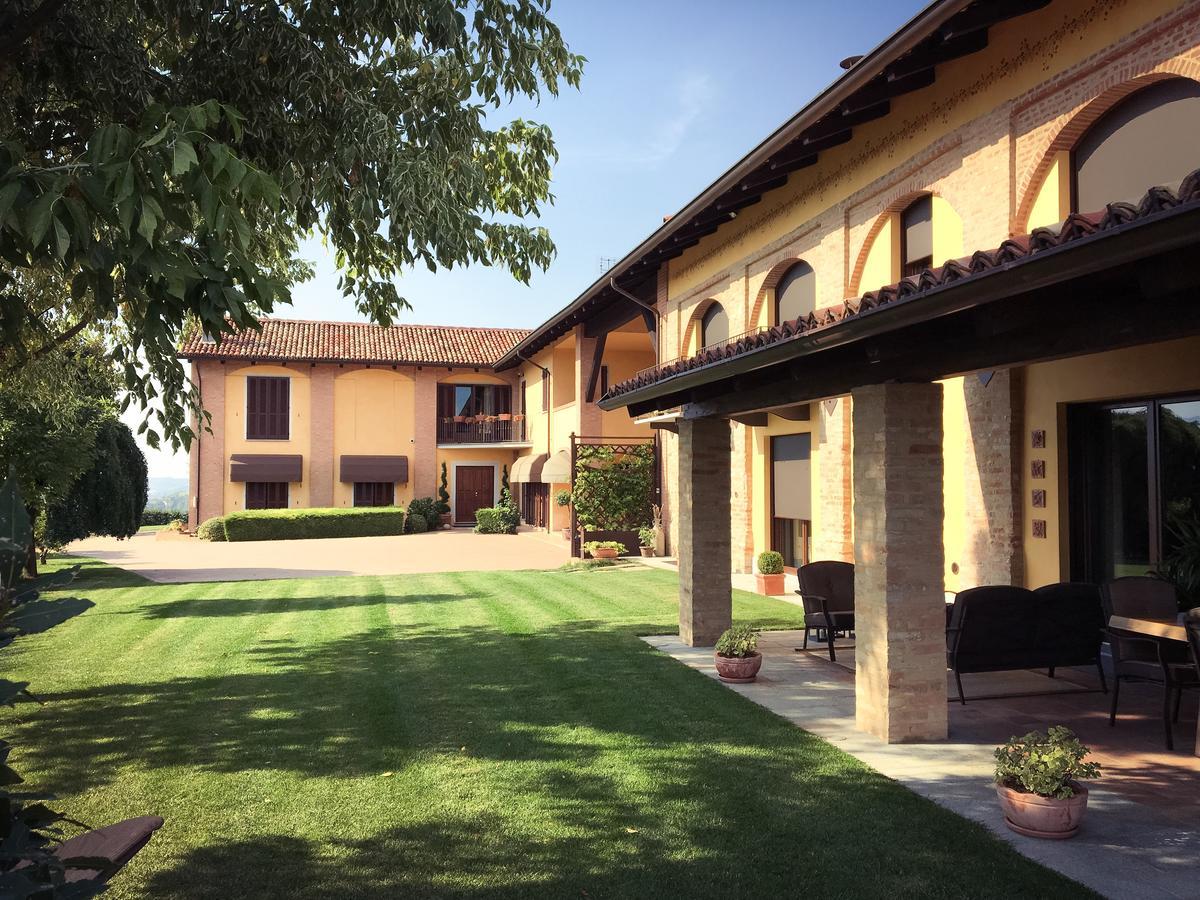 Cascina Cortine Panzió Guarene Kültér fotó